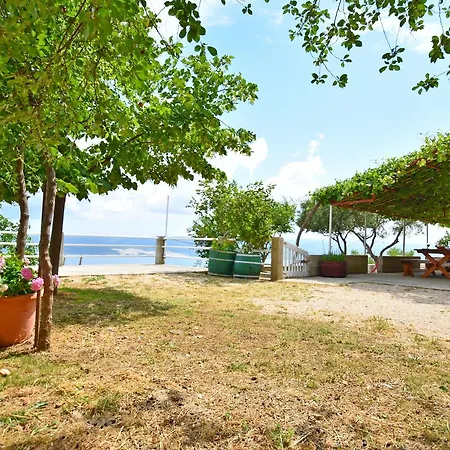 Hébergement de vacances House Mantalo *
