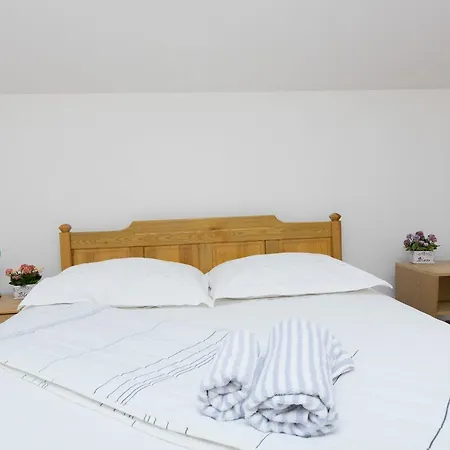 Holiday home House Mantalo *
